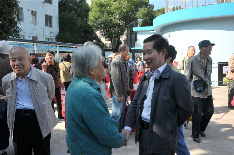 江南大学举行2016年重阳节敬老活动