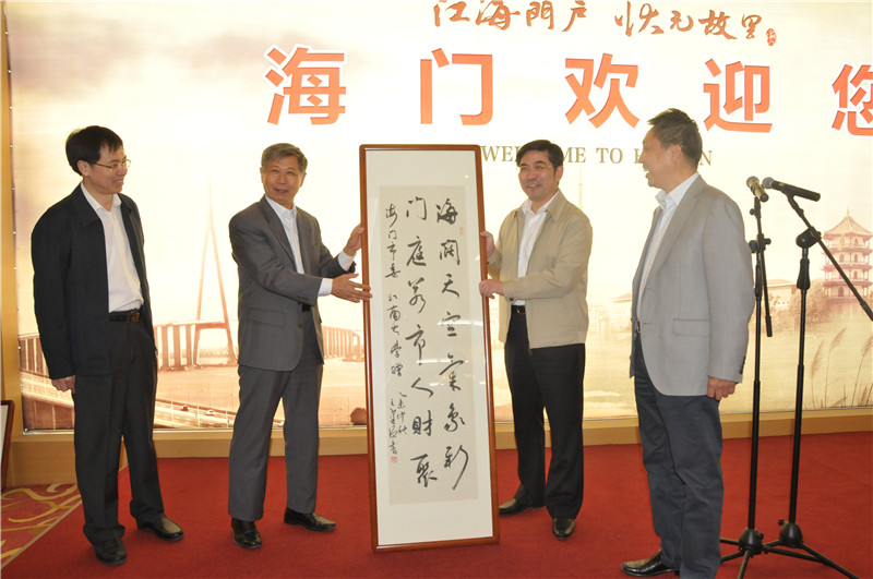 关工委组织报告员赴海门市考察调研