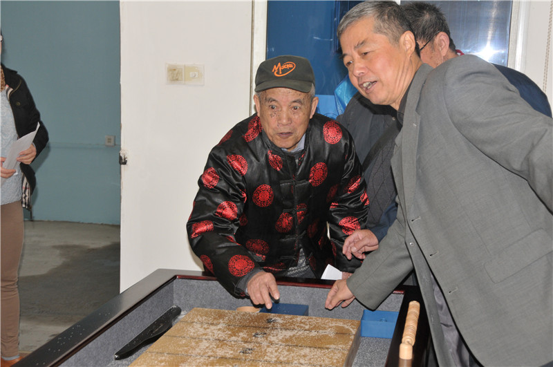 离退休工作处举行“沙弧球”运动体验活动