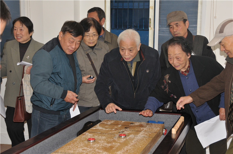 离退休工作处举行“沙弧球”运动体验活动